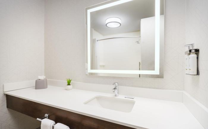 Holiday Inn Express Irondequoit By IHG