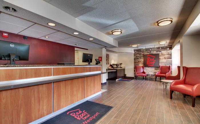 Red Roof Inn St Louis - Westport/ Maryland Heights