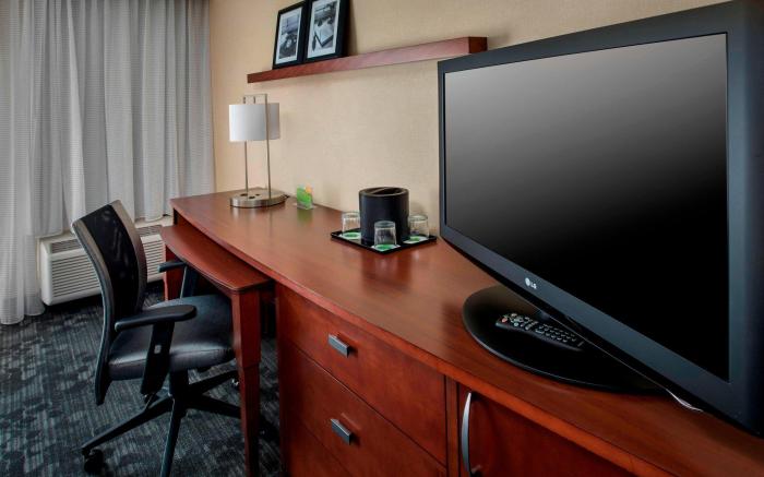Courtyard by Marriott Boston Andover