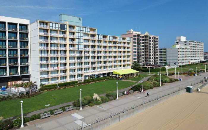 Four Points by Sheraton Virginia Beach Oceanfront