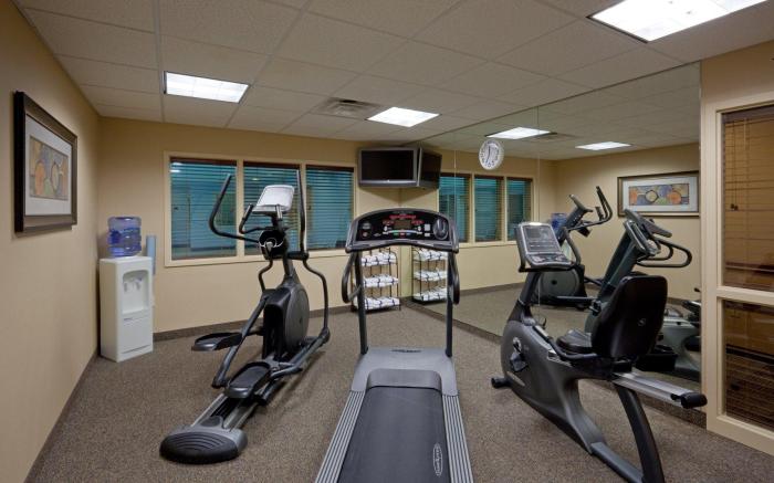 Holiday Inn Express Hotel & Suites Rochester By IHG