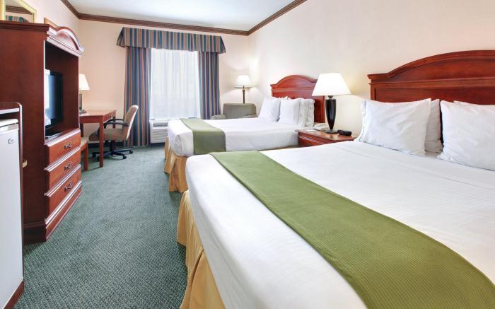 Holiday Inn Express Hotel & Suites Cleveland - Ms By IHG