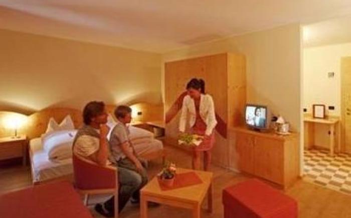 Hotel Dolomiten
