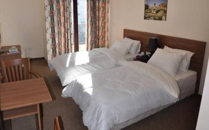 Lagace Hotel