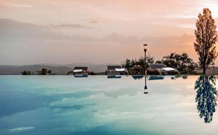 Nikis Resort