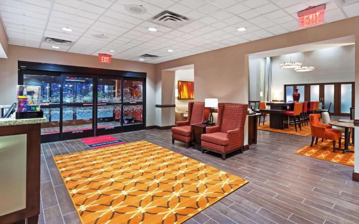 Hampton Inn & Suites Houston I-10 West Park Row