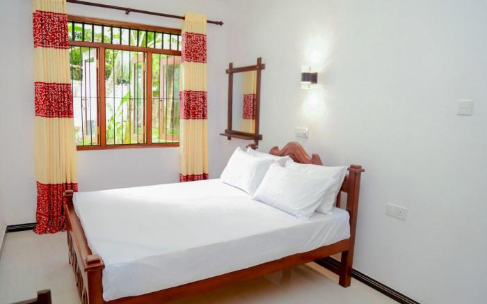 Sun See Villa Hikkaduwa 