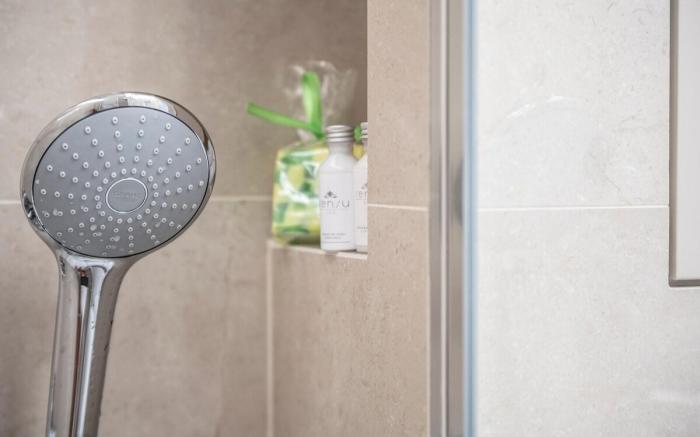 Wlr Apartments Hoza I