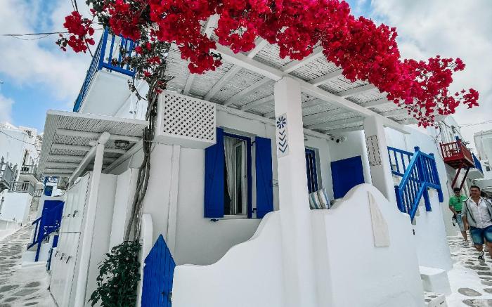 Eleanna's Mykonos