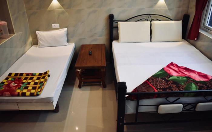 SRI NANDHA LUXURY COMFORTS