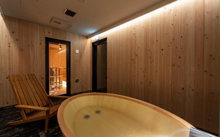 9 HOTEL Tenjin