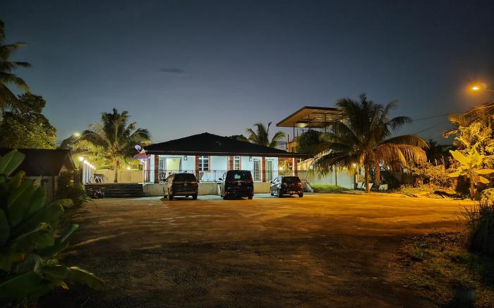 Glam Village