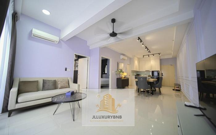 Meridin Executive Suite 2 Room (Level 23)