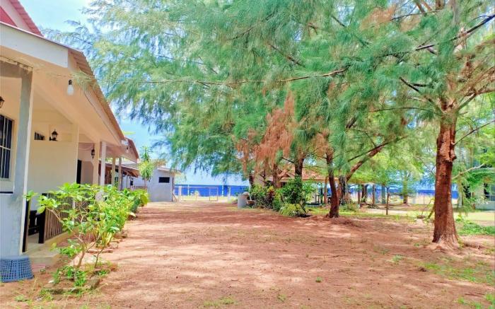 Chenang Indah Chalets
