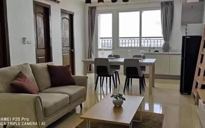 Modern 2-Bed Condo on 24th Floor