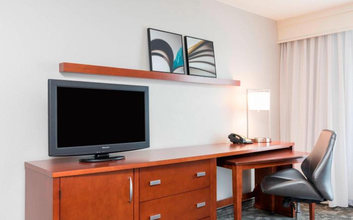 Courtyard by Marriott Louisville Downtown