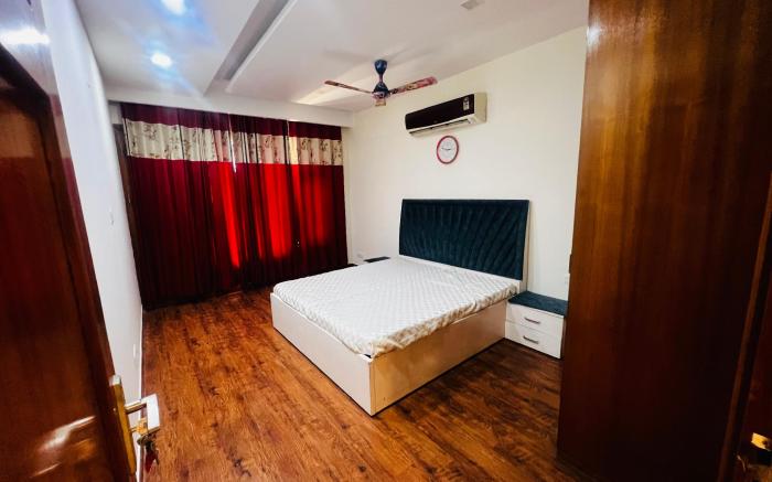 Kamz Homestay Chandigarh 35
