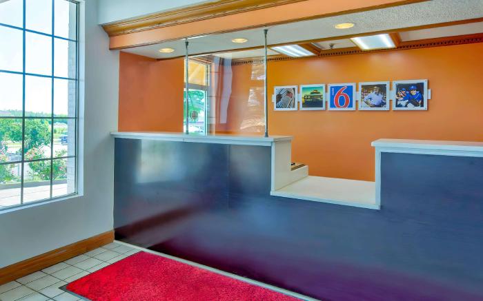 Motel 6 Grand Rivers, KY