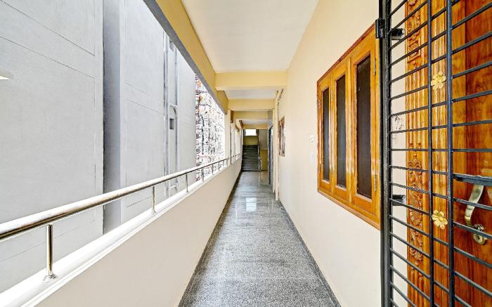Hotel O PVS Home Stay
