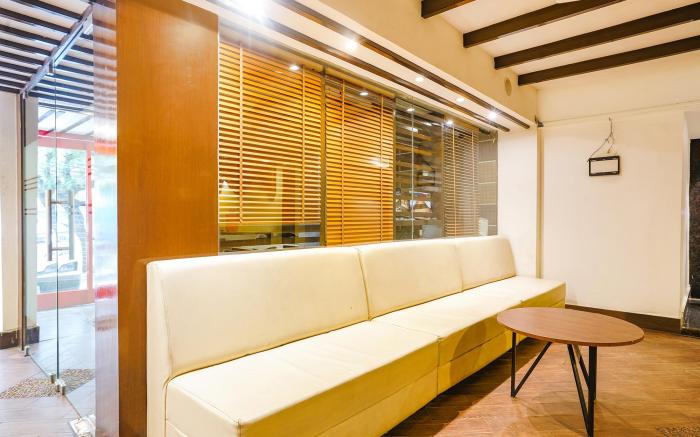 FabHotel WR Grand - Nr RENOVA Hospital, Banjara Hills