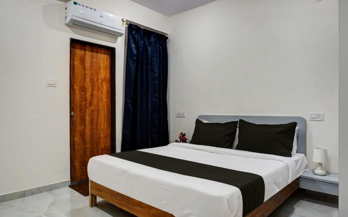 Hotel O Esta Inn