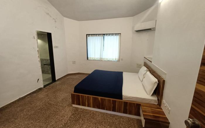 4bhk lonvla bunglow rs1000ph