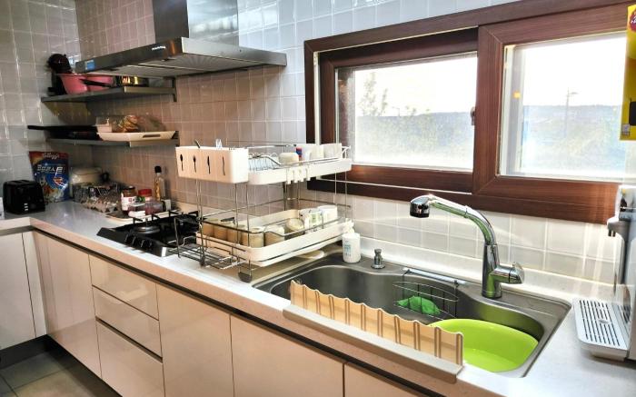 Incheon Airport Hue House (Double Room B)