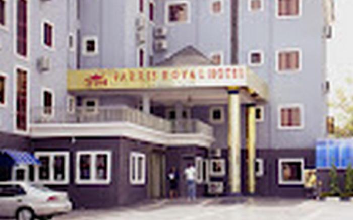 Parris Royal Hotel