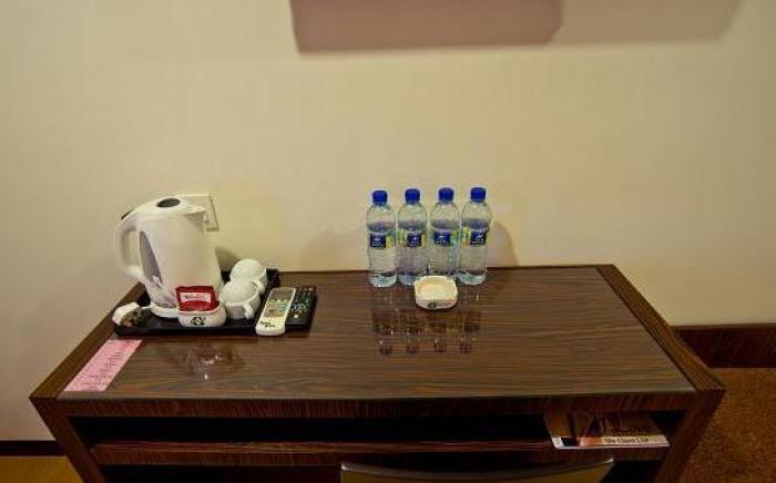 Eight Days Boutique Hotel - Impian Emas