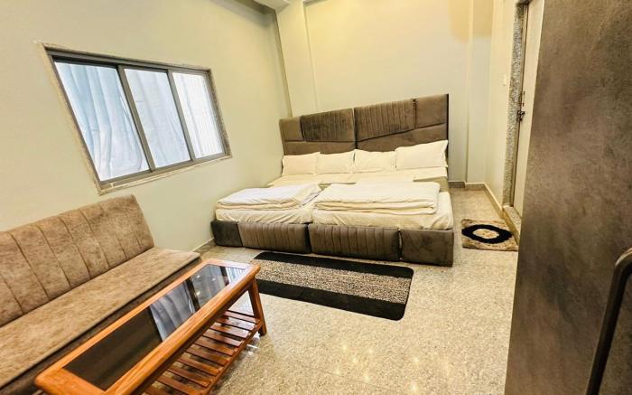 PRAKASH PAYING GUEST HOUSE