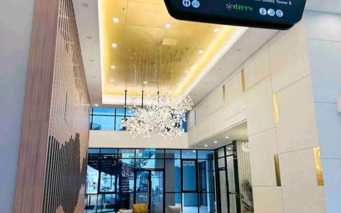 Studio room at SkyTree Bukit Indah  with Netflix 