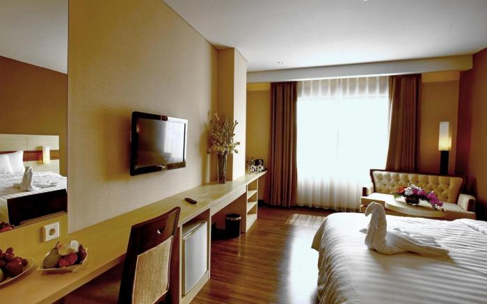 California Hotel Bandung