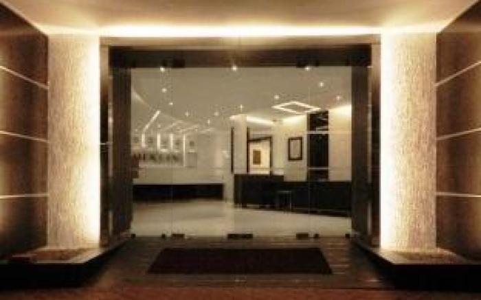 Hotel Merlin International