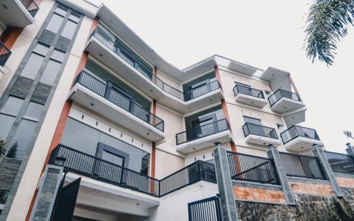 RedDoorz near Taman Rekreasi Selecta