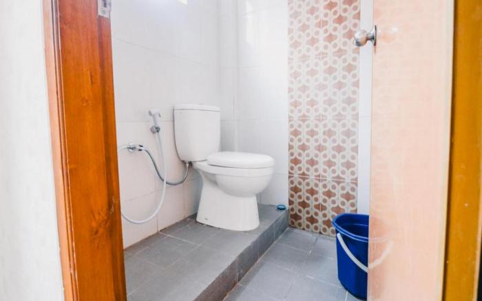 RedDoorz near Taman Rekreasi Selecta