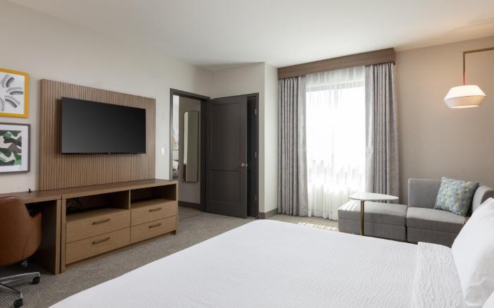Holiday Inn Hotel And Suites Monterey Park Los Angeles By IHG
