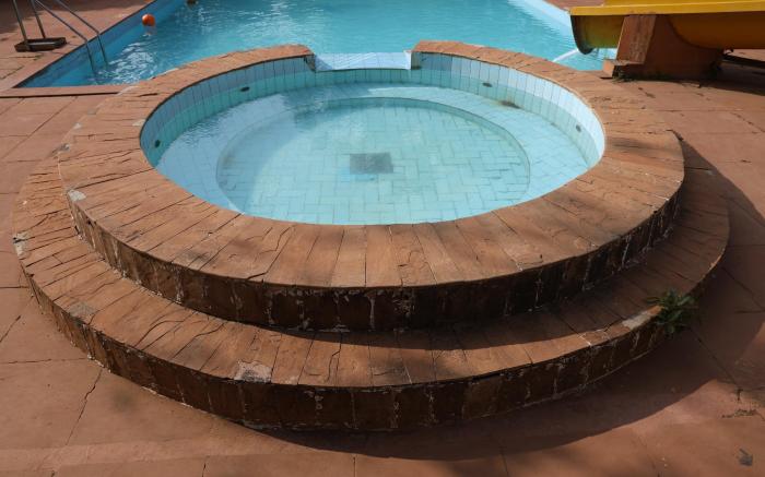 Gujarat Bhavan Hotel