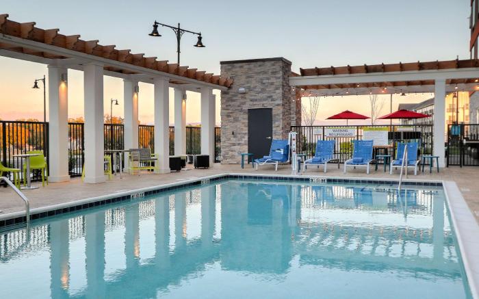 Home2 Suites by Hilton Alcoa Knoxville Airport