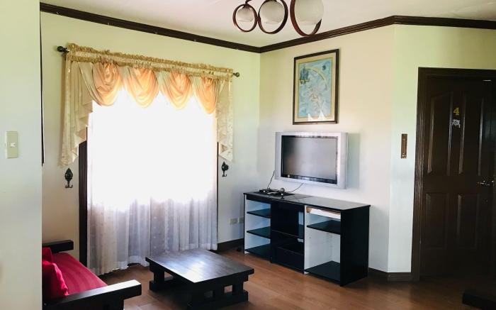 Villa Adelle At Silang