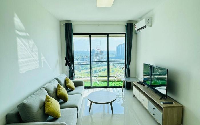 City View 2B1R cozy condo forest city