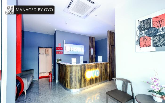 Super OYO GS Hotels Near Sunway Giza Mall