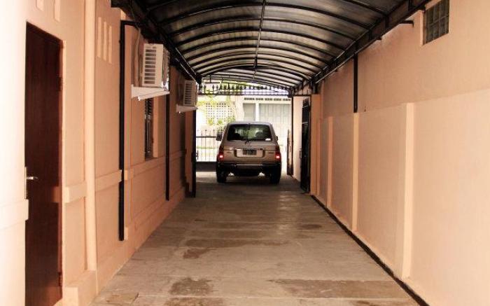 Rumah Resik ENTIRE PLACE (4BR, PREMIUM Location)