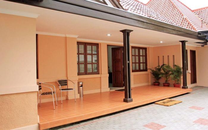 Rumah Resik ENTIRE PLACE (4BR, PREMIUM Location)