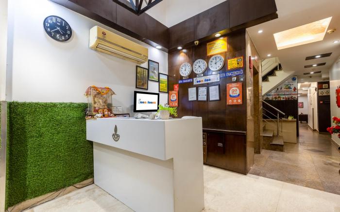 Hotel Emporio View - New Delhi Railway Station