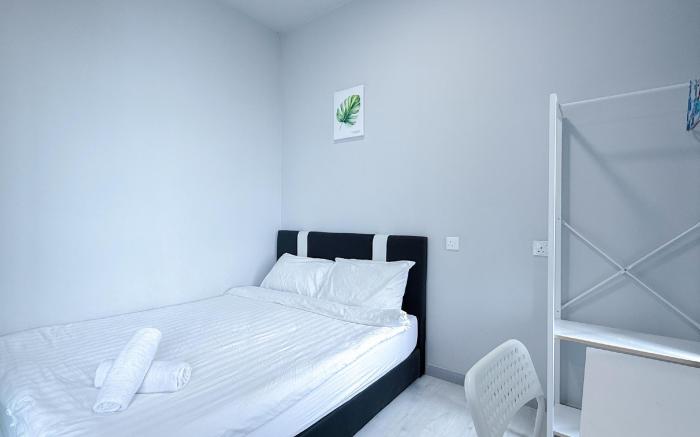 Sunrise at Jesselton Quay