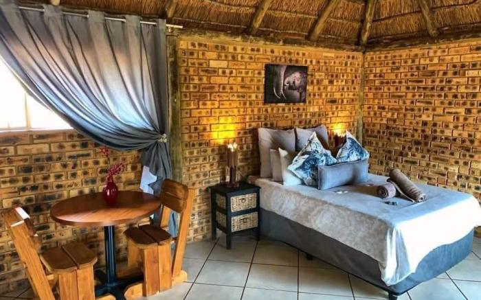 Unathi Game Lodge