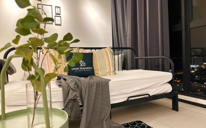 UrbanSuite Breathtaking 3BR Homestay@ Town B3110 N