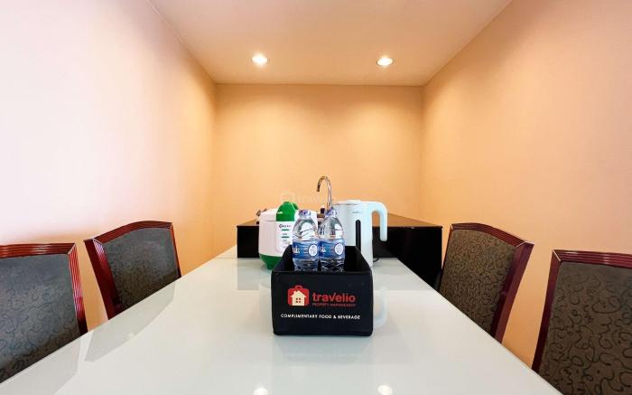 Cozy Living 2BR at Apt Braga City Walk By Travelio