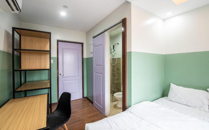 St. Marvin Studio M608