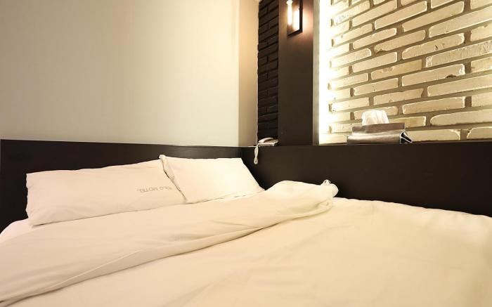 Yeongdeungpo Hotel YOLO